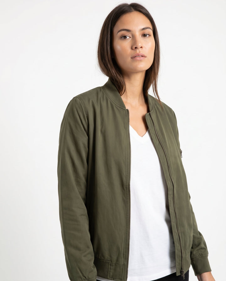 Women's Classic Relaxed Bomber Jacket for Everyday Casual Wear