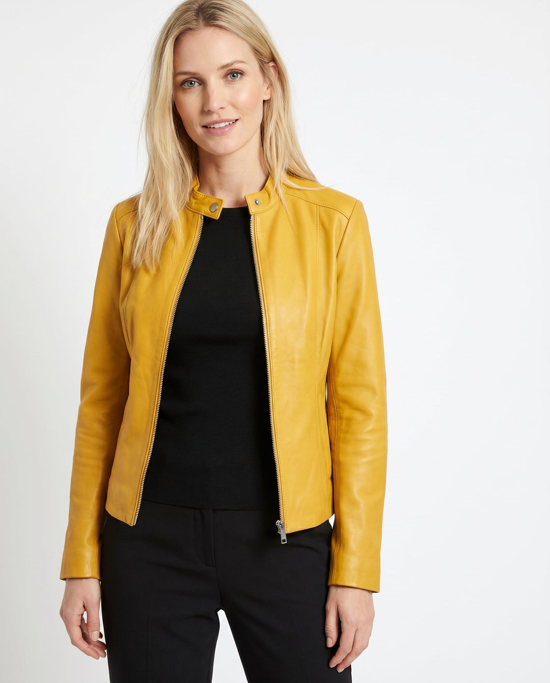 Women's Leather Jacket – Tailored Design for Versatile Casual Wear
