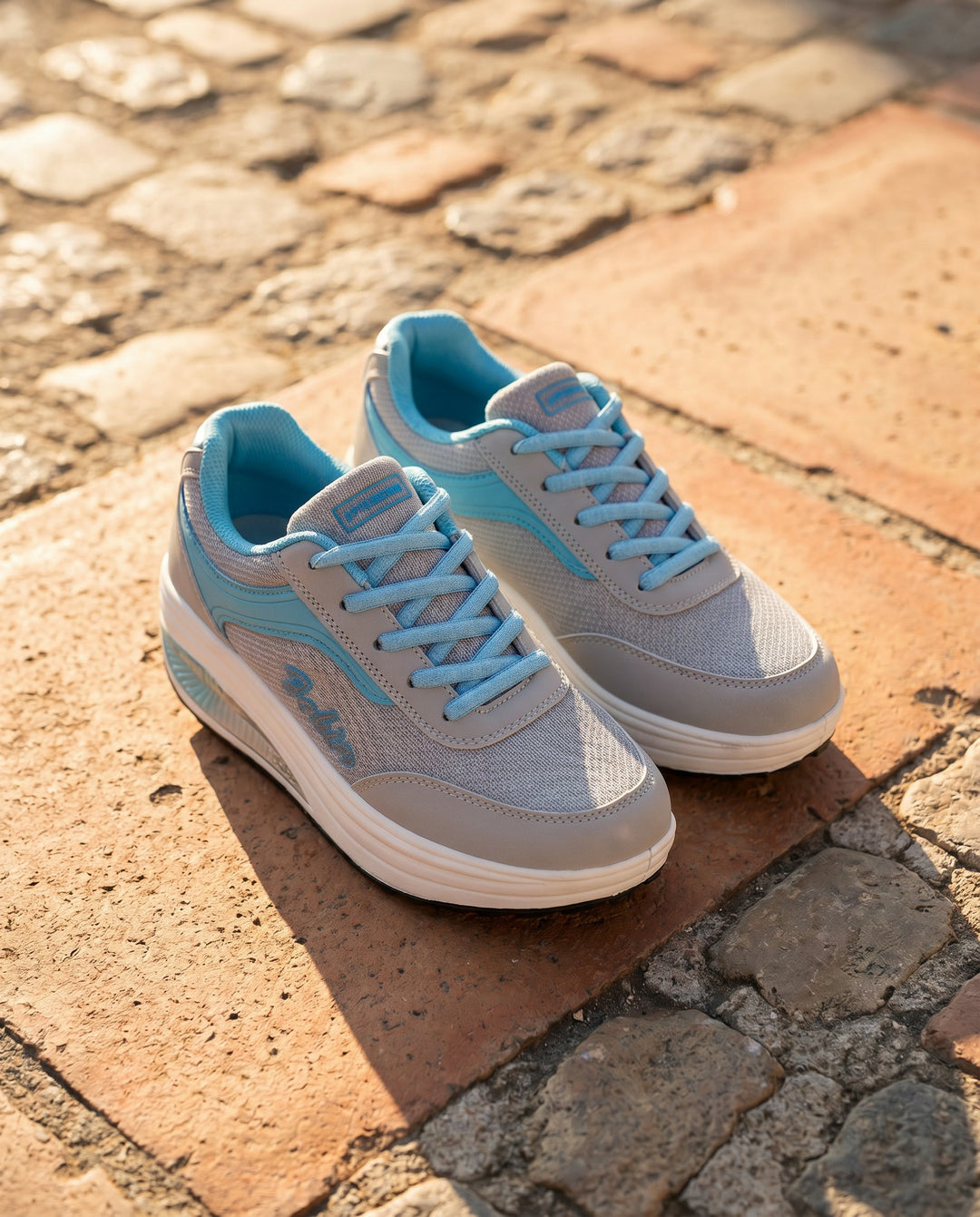 Rachel | Women's Glamorous Cushioned Lace-Up Sneakers
