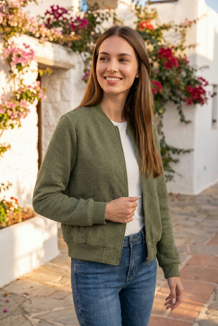 Women's Stylish Lightweight Bomber Jacket for Year-Round Comfort