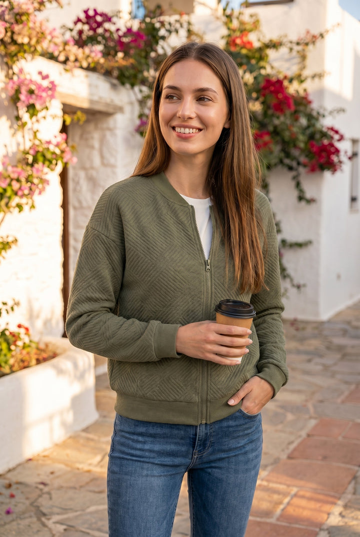 Women's Stylish Lightweight Bomber Jacket for Year-Round Comfort
