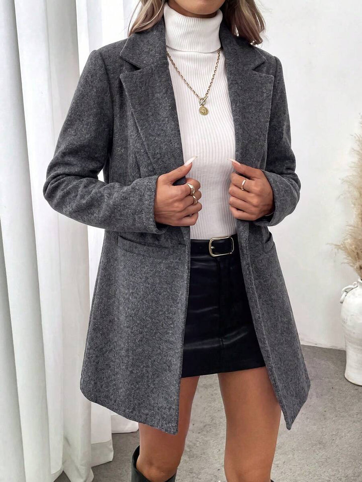 Women's Oversized Lapel Collar Blazer for Professional Wear