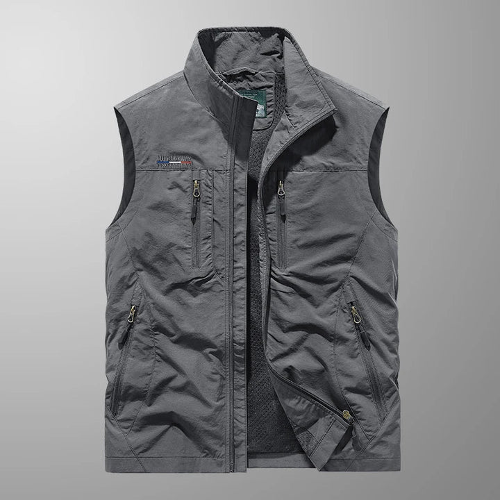 Men's Lightweight Multi-Pocket Vest for Comfort and Style