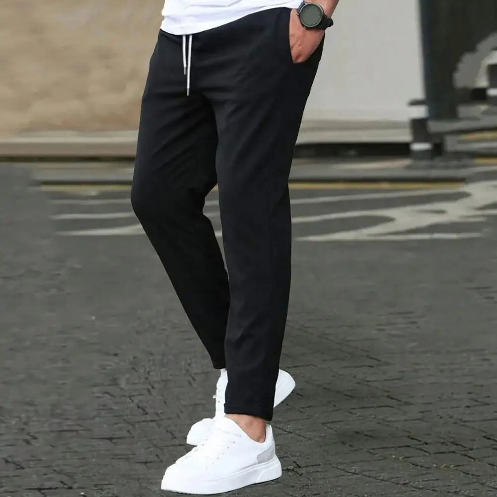 Men's Sporty Joggers with Pockets and Stretchy Waistband