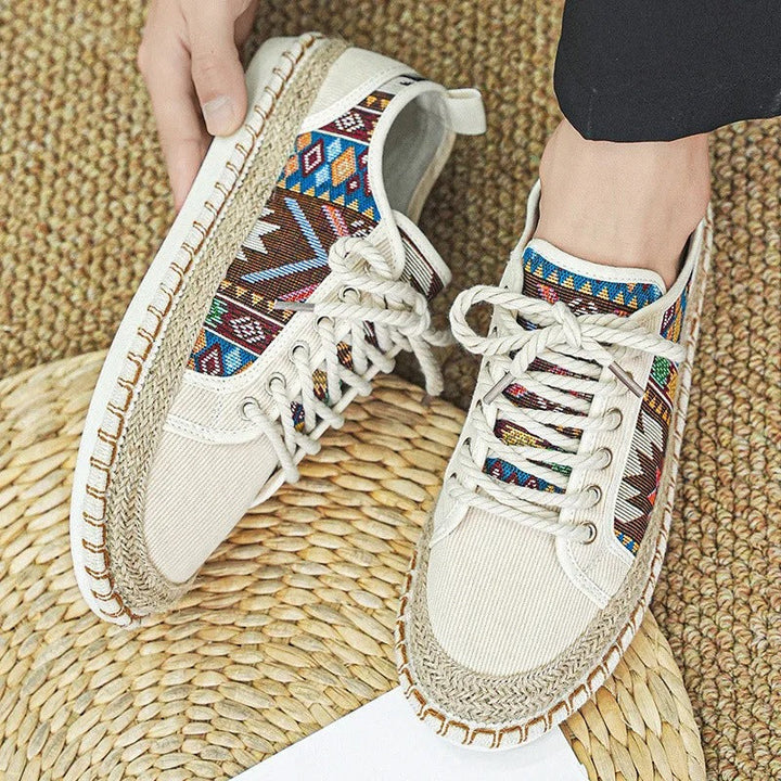 Men's Ethno Sandals with Bastso Sole and Unique Pattern