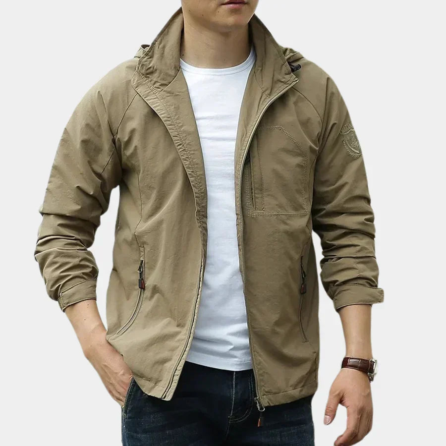 Men's breathable lightweight cargo jacket
