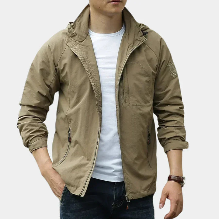 Men's breathable lightweight cargo jacket