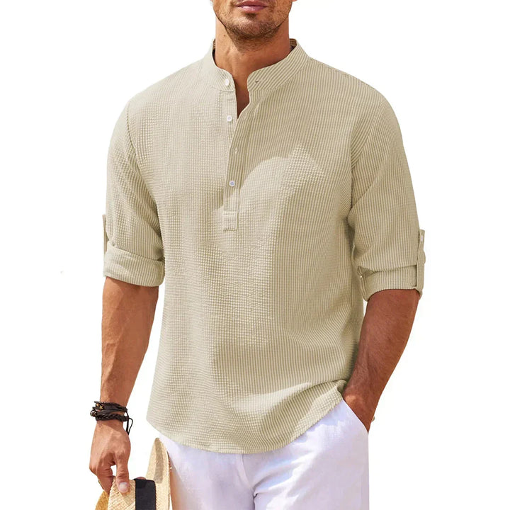 Men's Casual Shirt for Everyday Elegance with a Relaxed Fit