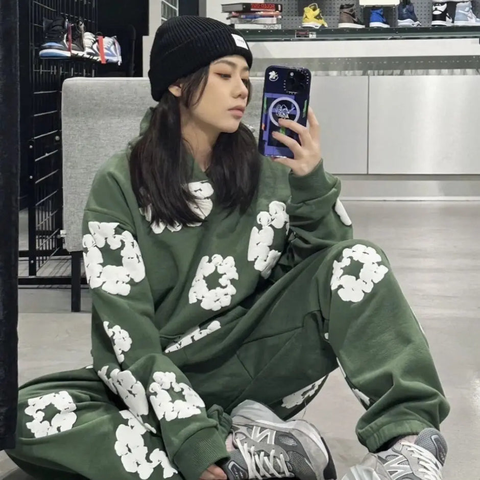 Unisex Casual Printed Tracksuit Set – Stylish Streetwear Outfit
