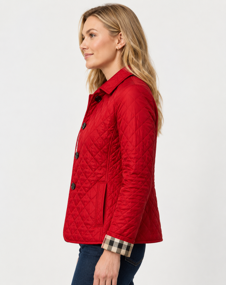 Women's Tailored Fit Quilted Jacket for Year-Round Wear