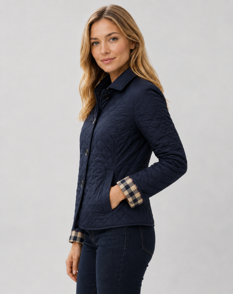 Women's Tailored Fit Quilted Jacket for Year-Round Wear