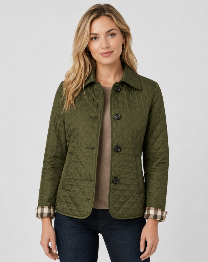 Women's Tailored Fit Quilted Jacket for Year-Round Wear