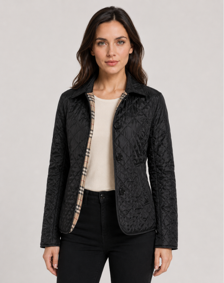 Women's Tailored Fit Quilted Jacket for Year-Round Wear