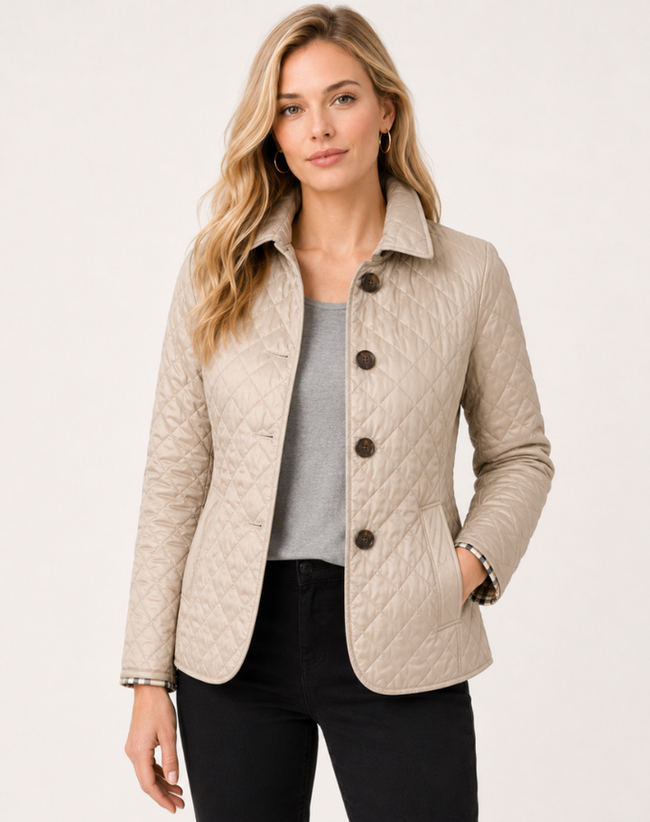 Women's Tailored Fit Quilted Jacket for Year-Round Wear