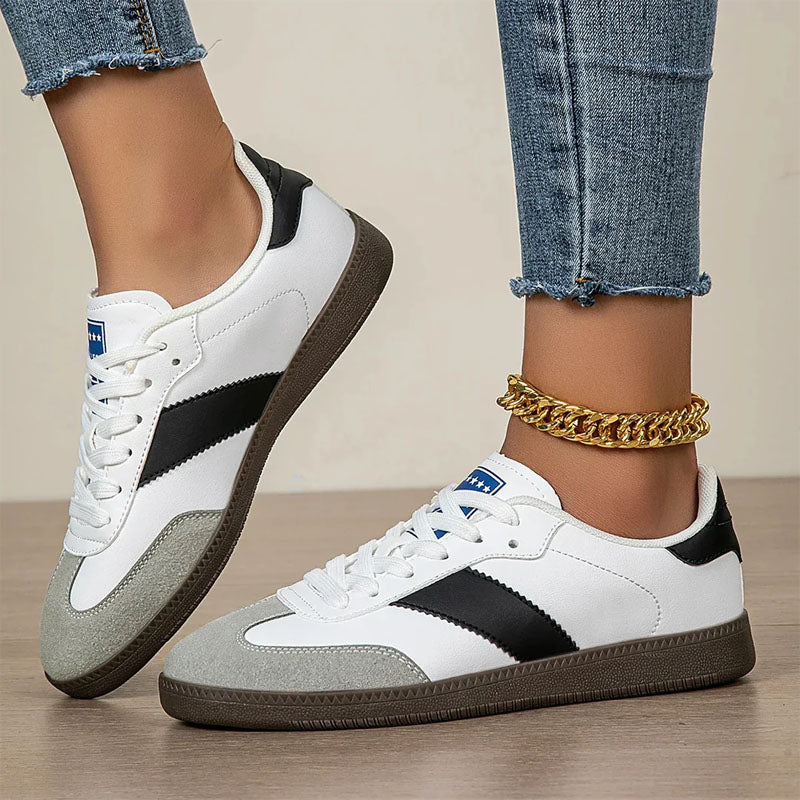 Women's Vintage Court Style Sneakers for Fashionable Comfort