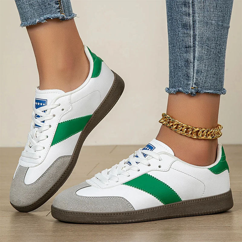 Women's Vintage Court Style Sneakers for Fashionable Comfort