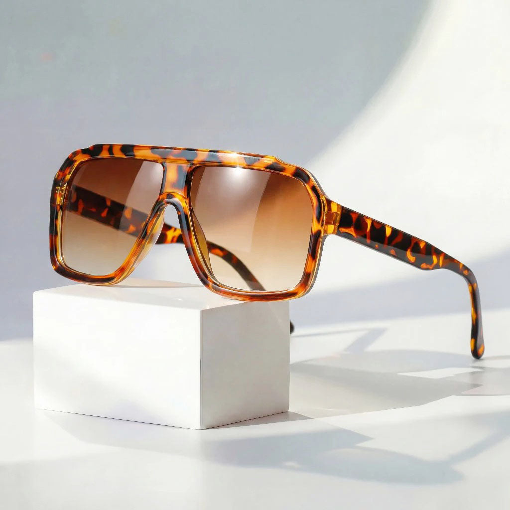 Men's Bold Gradient Lens Visor Sunglasses