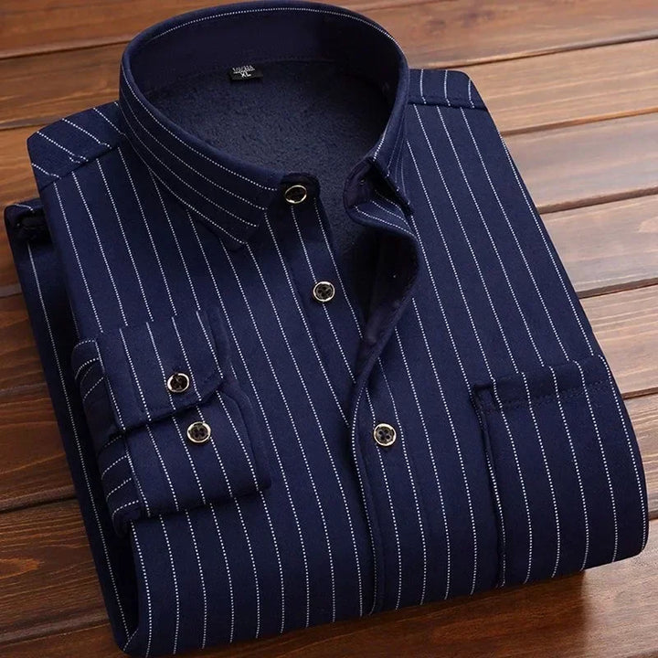 Men's Winter Warm Long Sleeve Plaid Flannel Shirt with Fur Lining