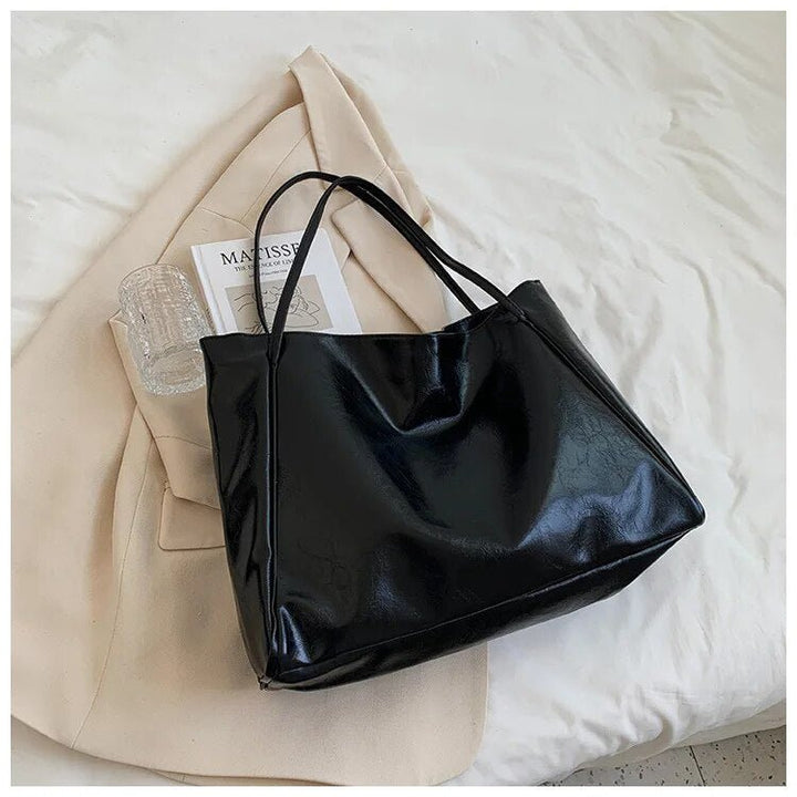 Women's Retro Large-Capacity PU Leather Tote Bag