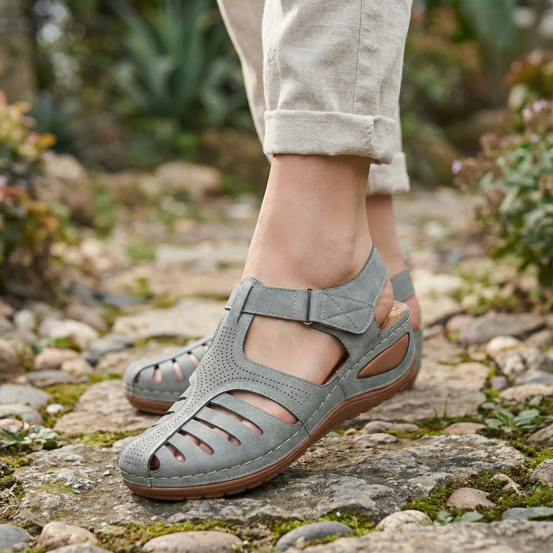 Marta | Women's Supportive Closed-Toe Sandals