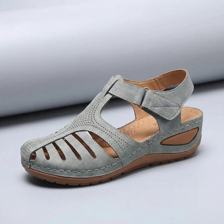 Marta | Women's Supportive Closed-Toe Sandals