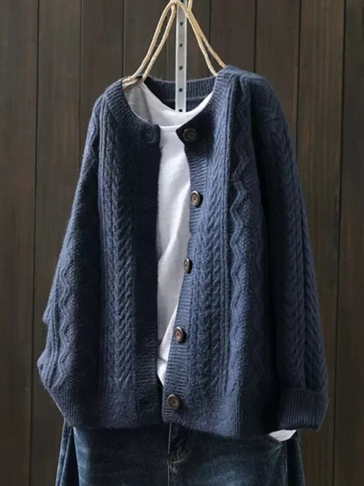 Women's Cozy Oversized Cable-Knit Cardigan