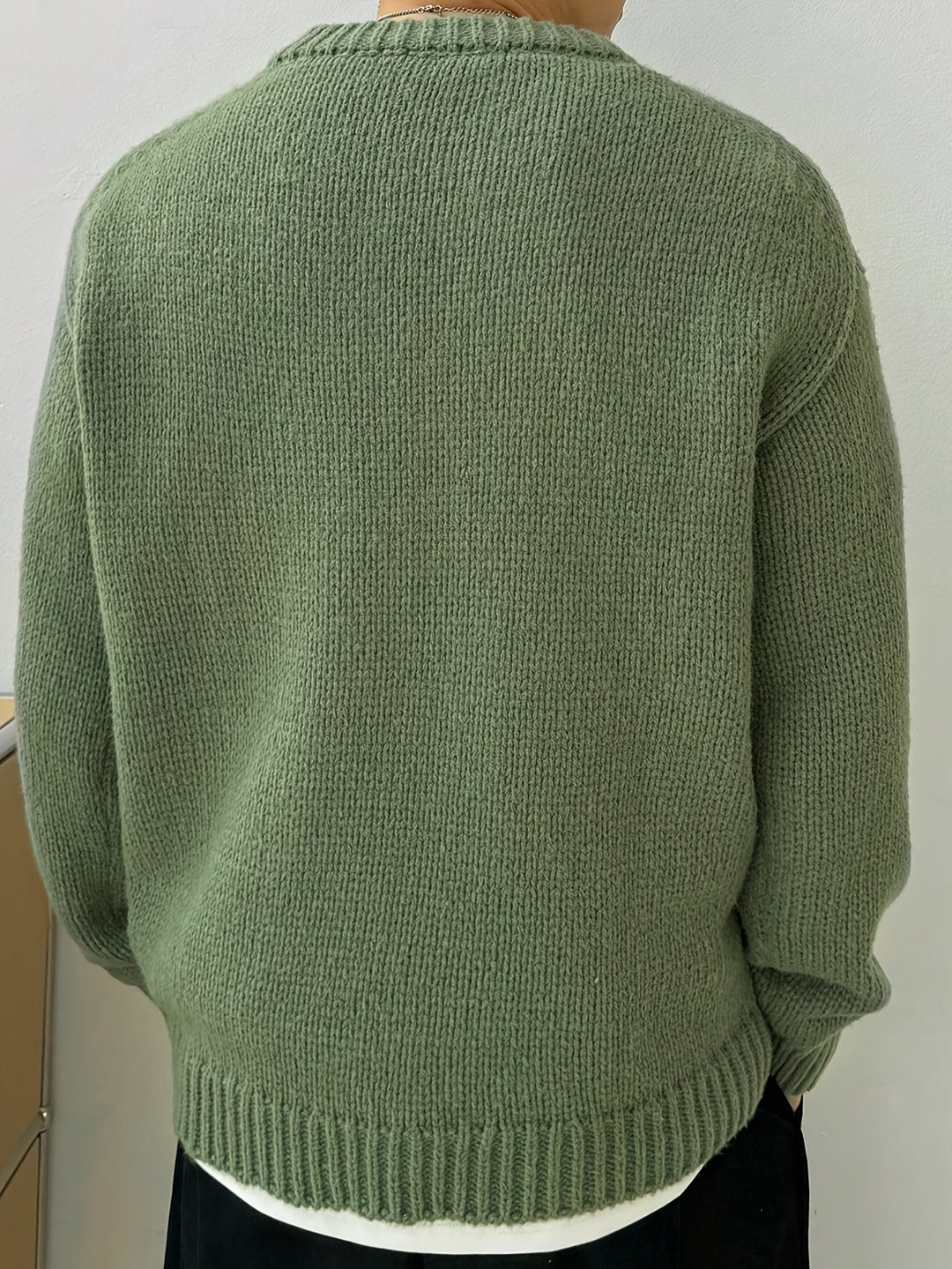Men's Oversized Solid Color Round Neck Knit Pullover Sweater