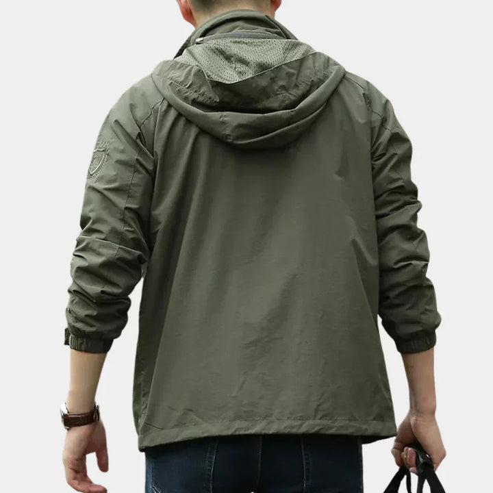 Men's breathable lightweight cargo jacket