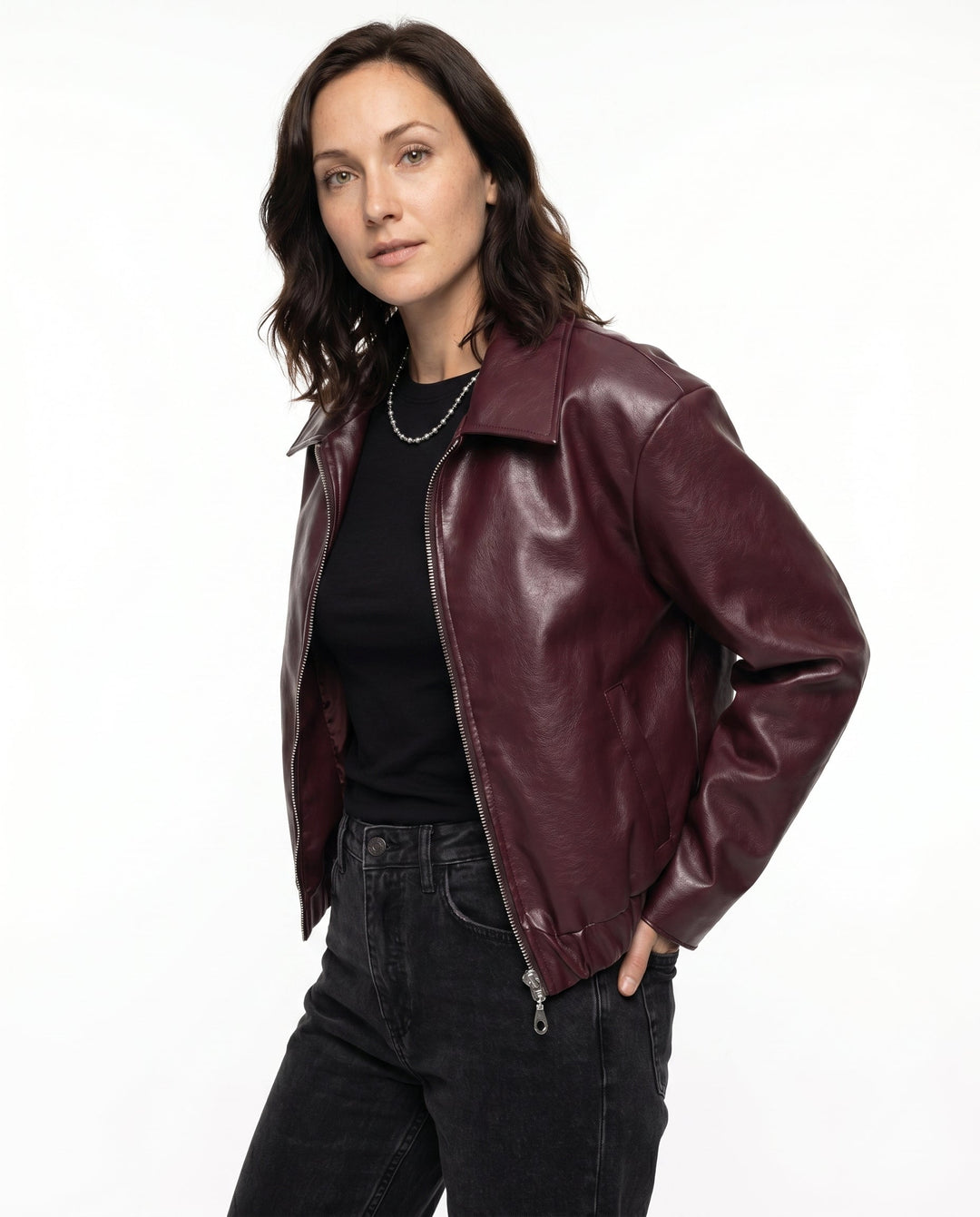 Women's Sophisticated Fitted Faux Leather Jacket for Casual Wear