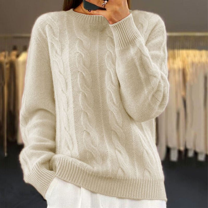 Women's Relaxed Cable Knit Pullover Sweater