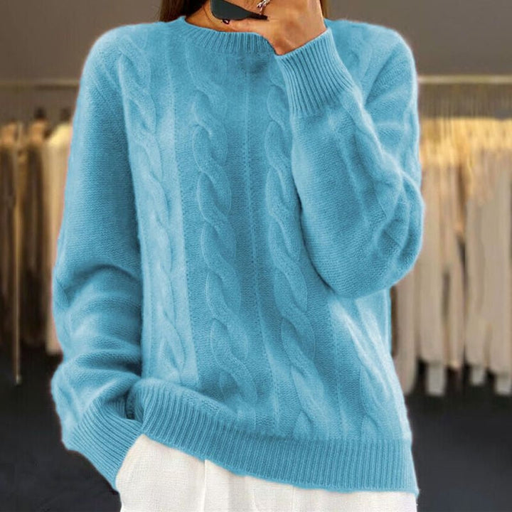 Women's Relaxed Cable Knit Pullover Sweater