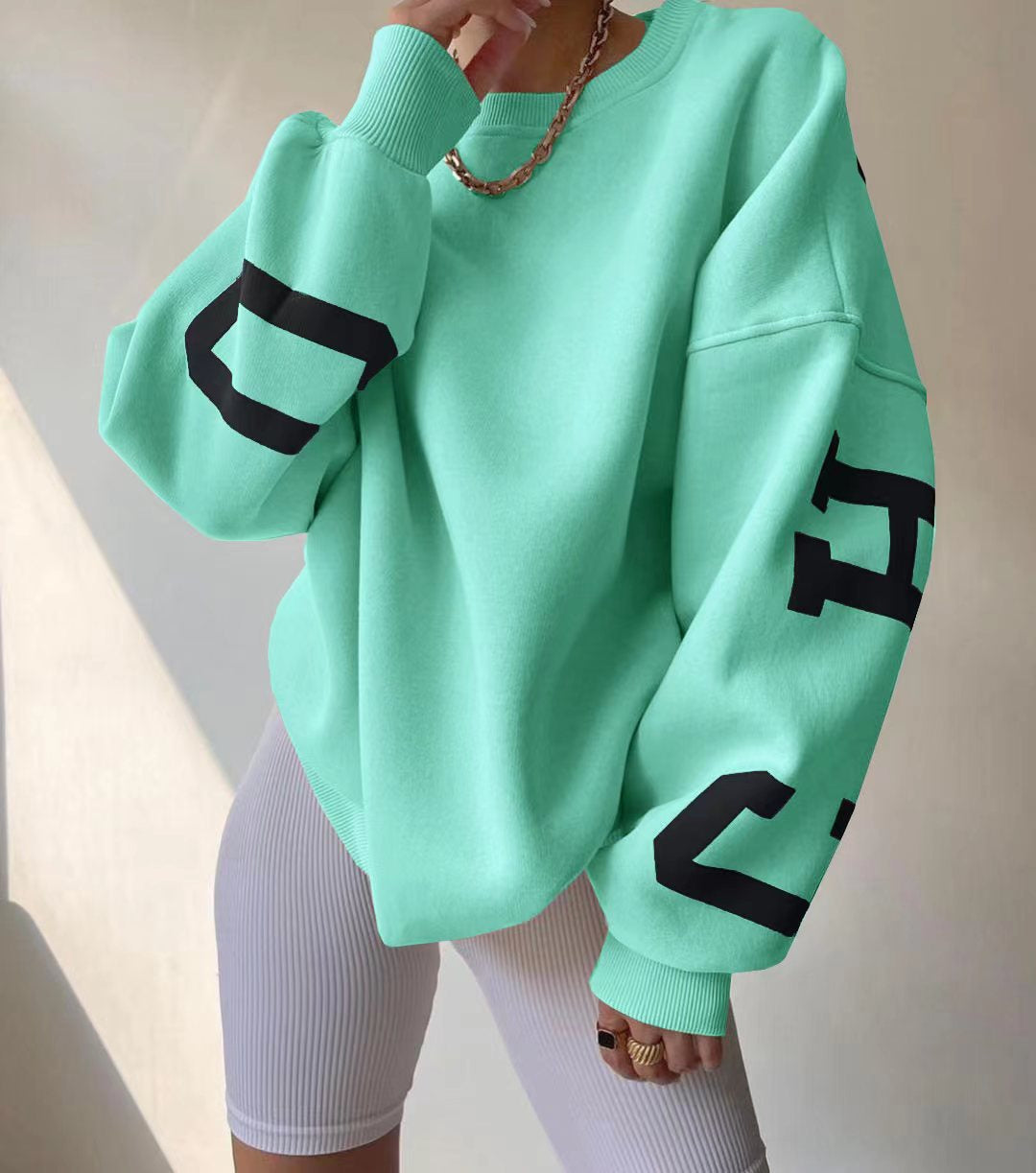 Women's Oversized Casual Sweatshirt with Unique Print