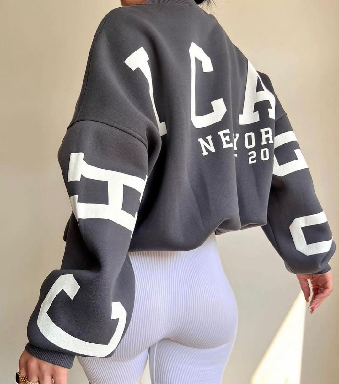 Women's Oversized Casual Sweatshirt with Unique Print