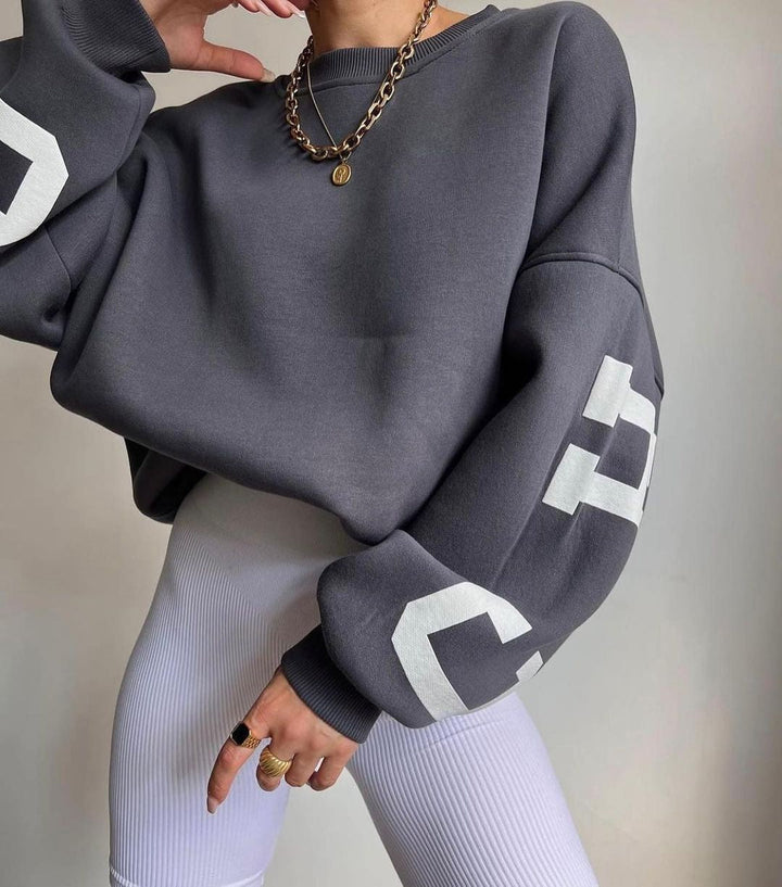 Women's Oversized Casual Sweatshirt with Unique Print