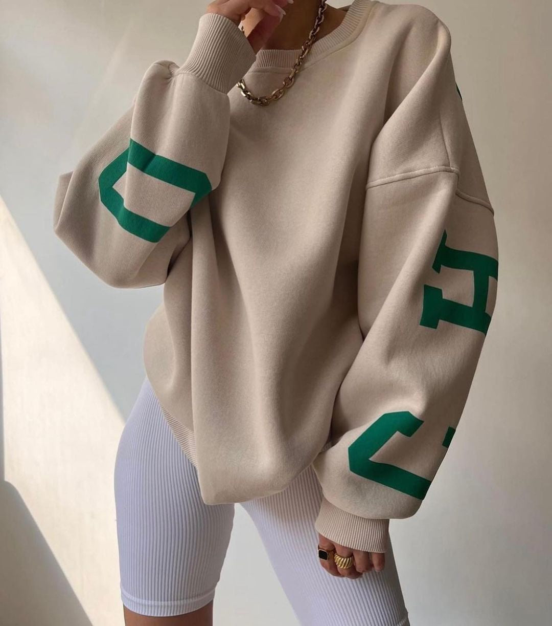 Women's Oversized Casual Sweatshirt with Unique Print