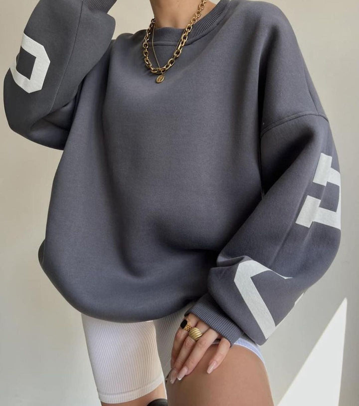 Women's Oversized Casual Sweatshirt with Unique Print