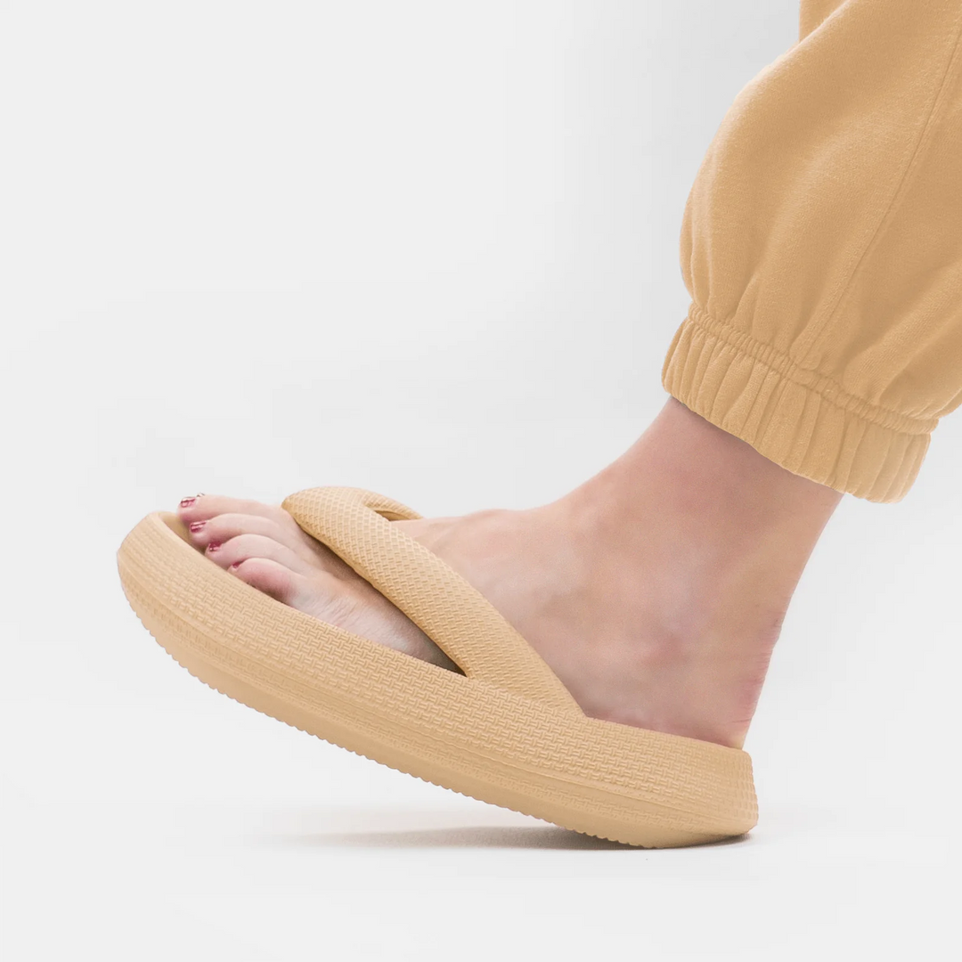 Leona | Women's Cloud Soft Comfort Flip Flops