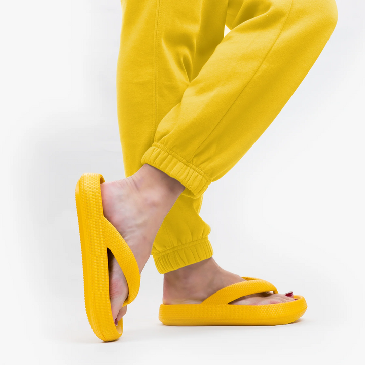Leona | Women's Cloud Soft Comfort Flip Flops