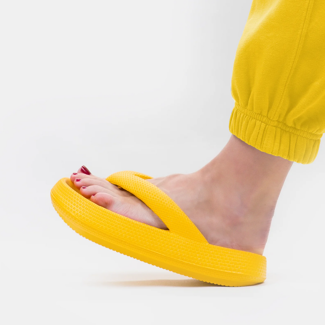 Leona | Women's Cloud Soft Comfort Flip Flops
