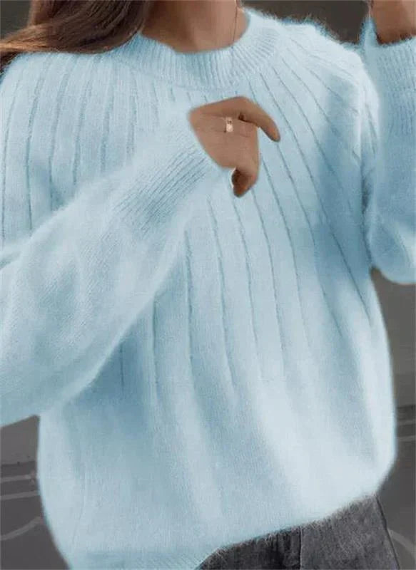 Women's Classic Fit Round Neck Cashmere Sweater