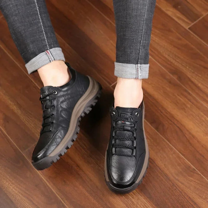 Men's Leather Hiking Shoes for Outdoor Adventures