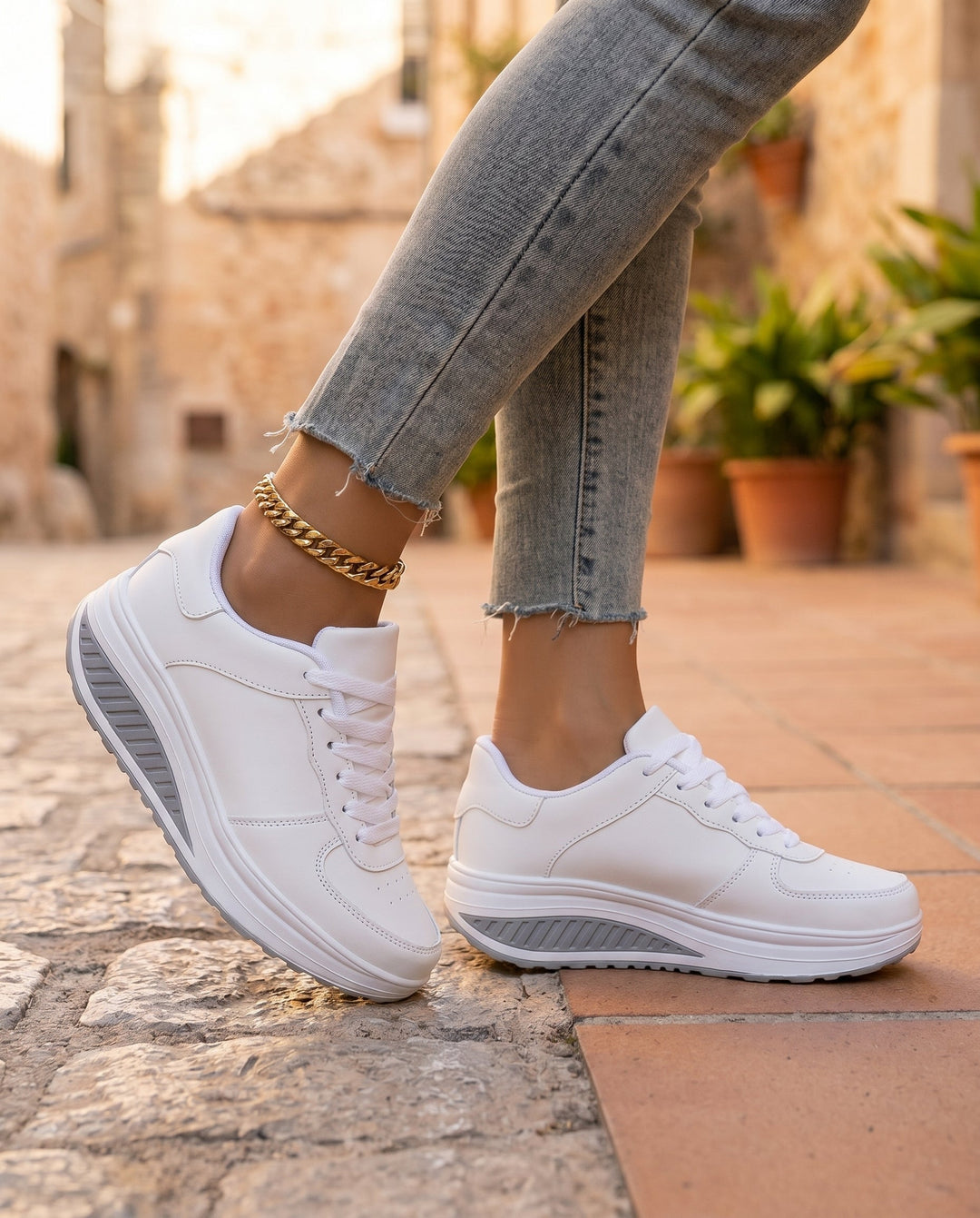 Rachel | Women's Glamorous Cushioned Lace-Up Sneakers