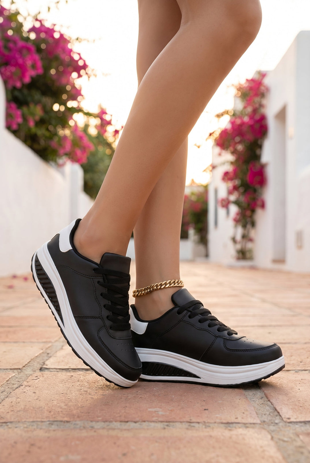 Lou | Women's Chic Supportive Air-Sole Sneakers
