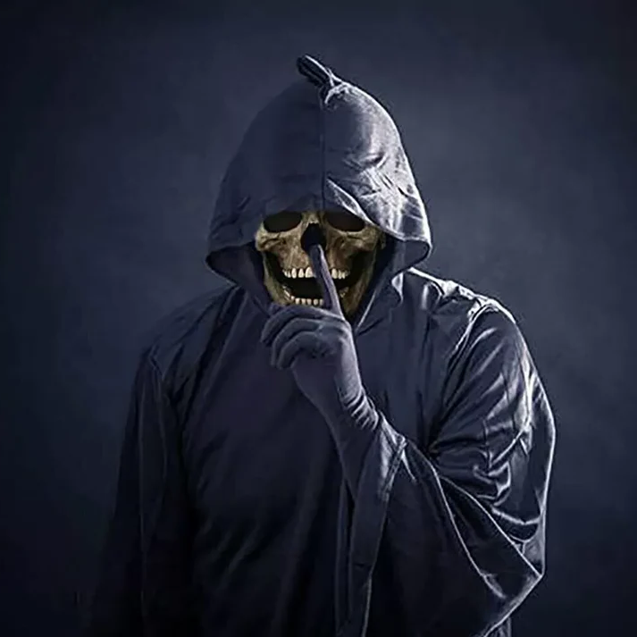 Halloween's Realistic Skull Mask with Moving Jaw and Bone Details