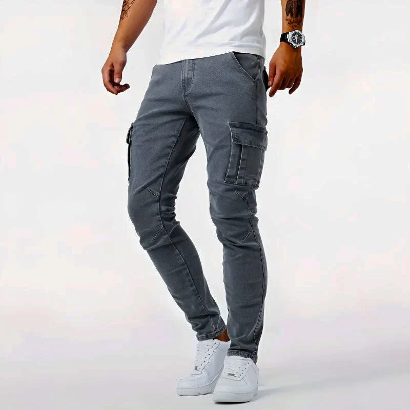 Men's Slim-Fit Tapered Leg Cargo Pants