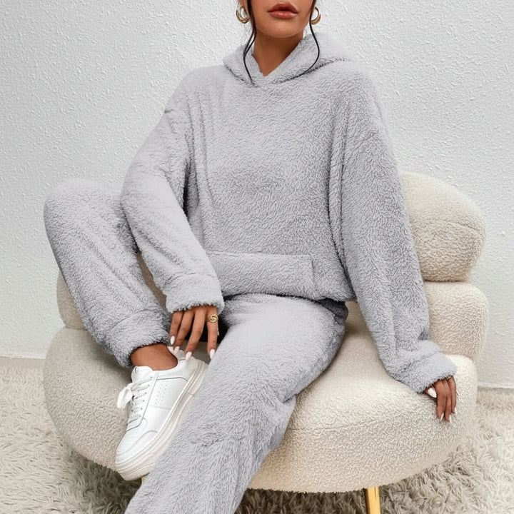 Women's Ultra-Comfortable Teddy Set for Cozy Winter Days