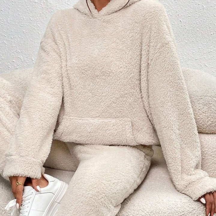 Women's Ultra-Comfortable Teddy Set for Cozy Winter Days