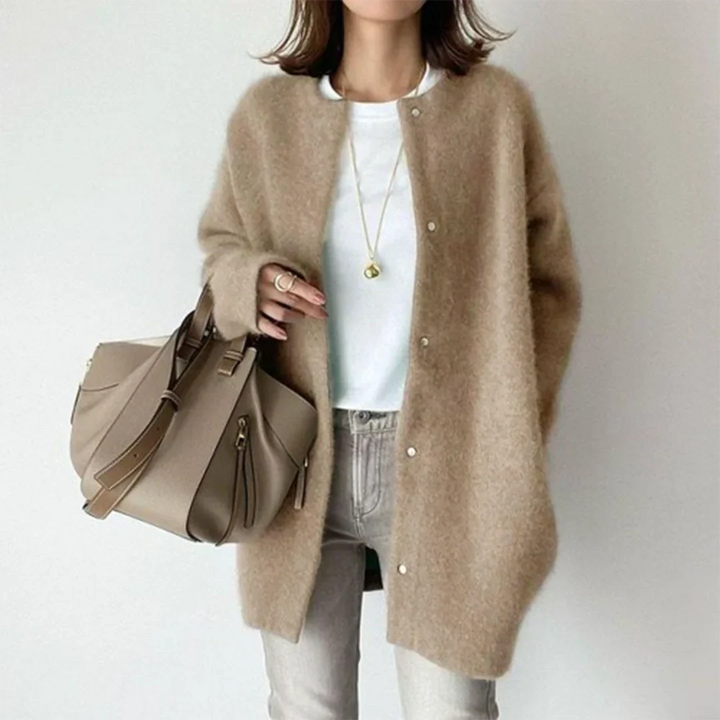 Women's Relaxed Fit Button-Front Wool Cardigan