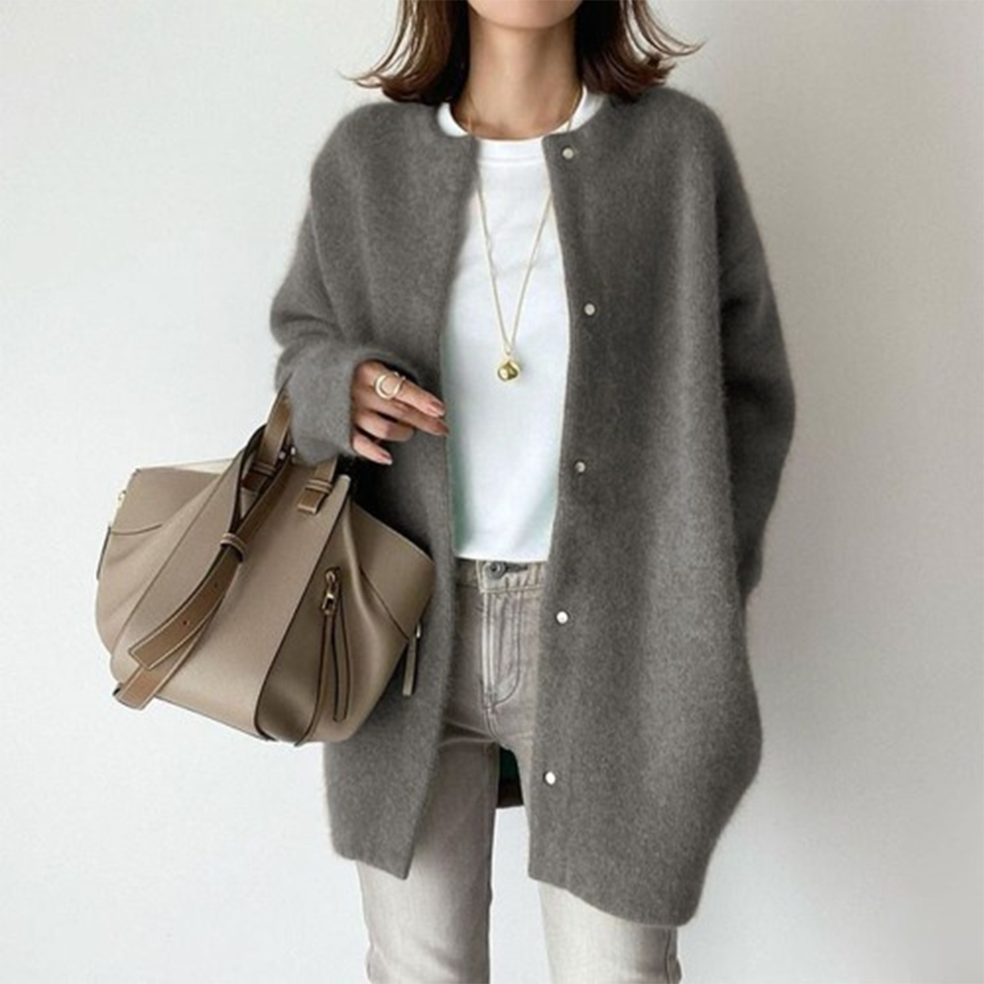 Women's Relaxed Fit Button-Front Wool Cardigan