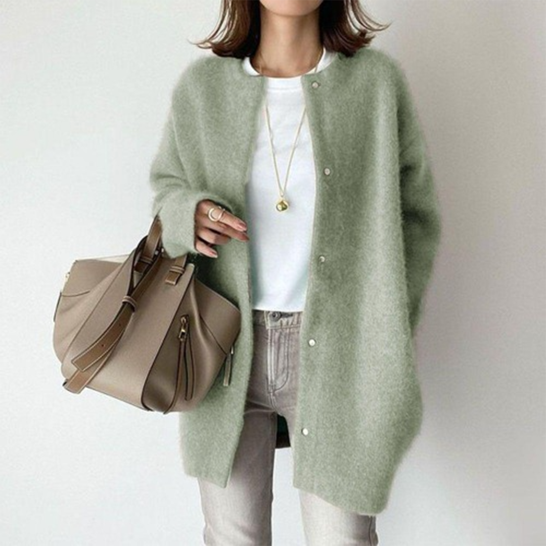 Women's Relaxed Fit Button-Front Wool Cardigan